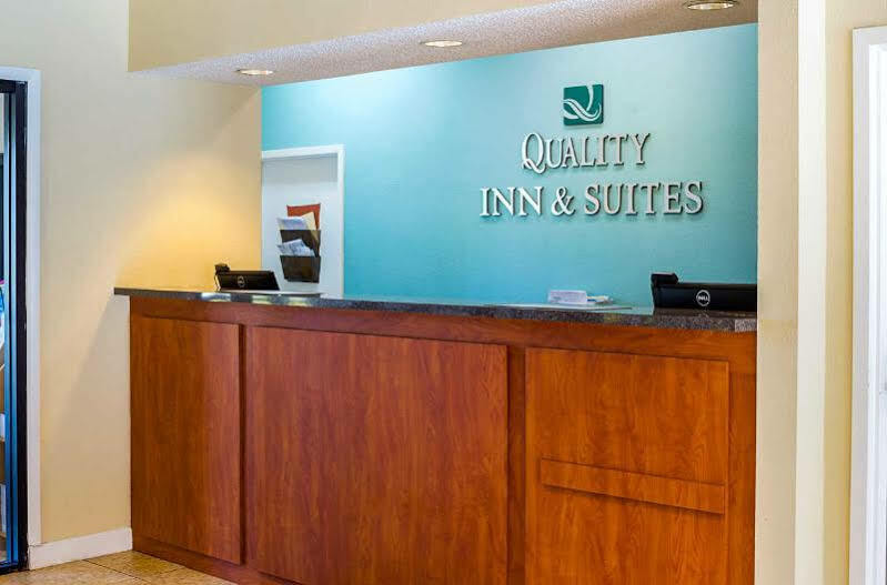 凯艺套房酒店 米拉马海滩 外观 照片